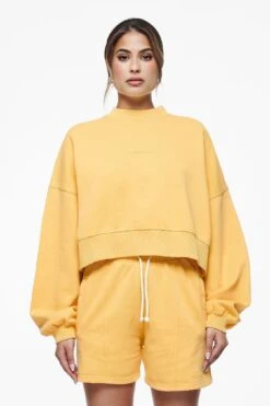 Londa Cropped Oversized Sweater Vintage Washed Golden Sun Gum