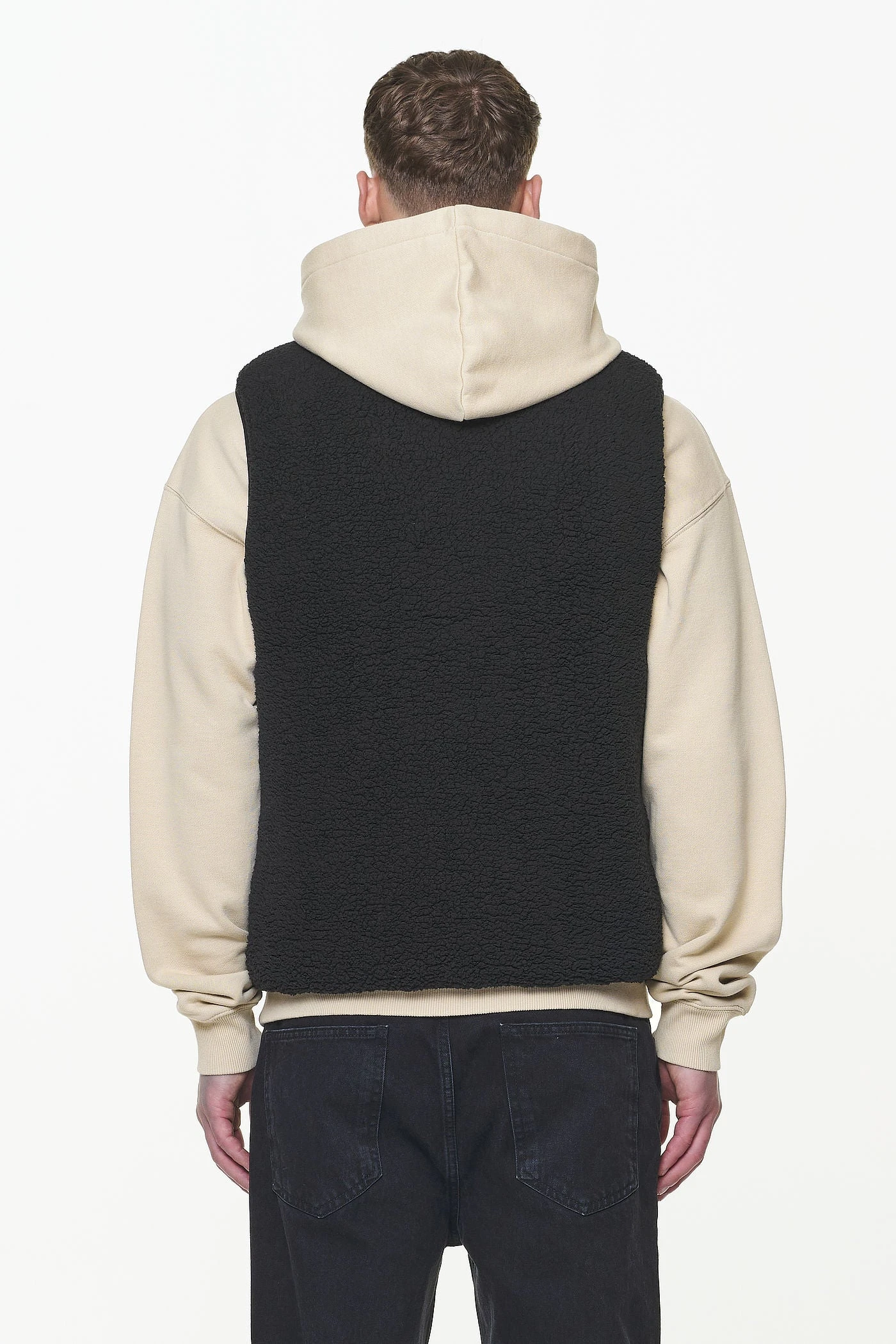 Orae Teddy Vest Onyx Black - Image 5